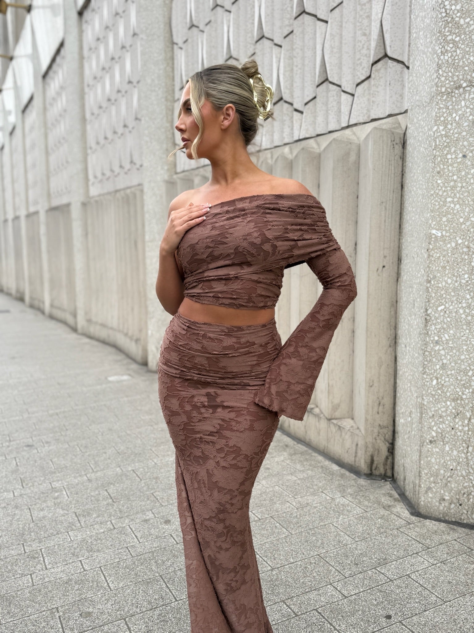 Eden One Sleeve Two Piece Set Almond Brown Floral