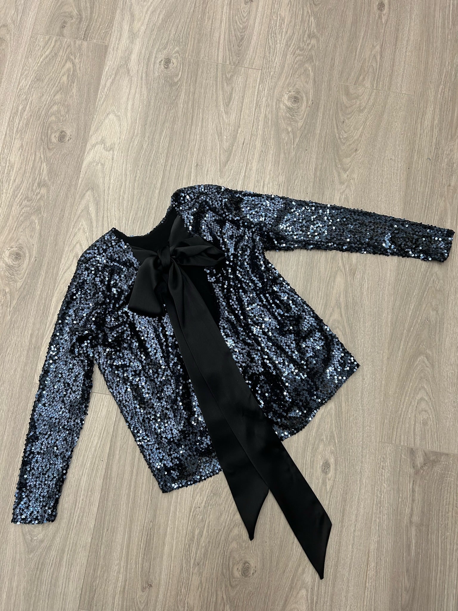 Belle Top Gunmetal Sequin