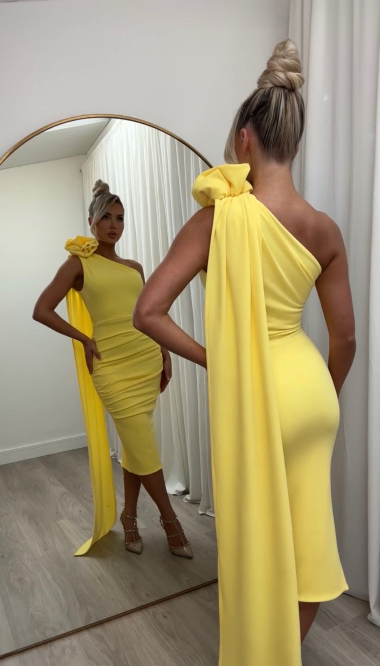 Maya Midi Dress Yellow