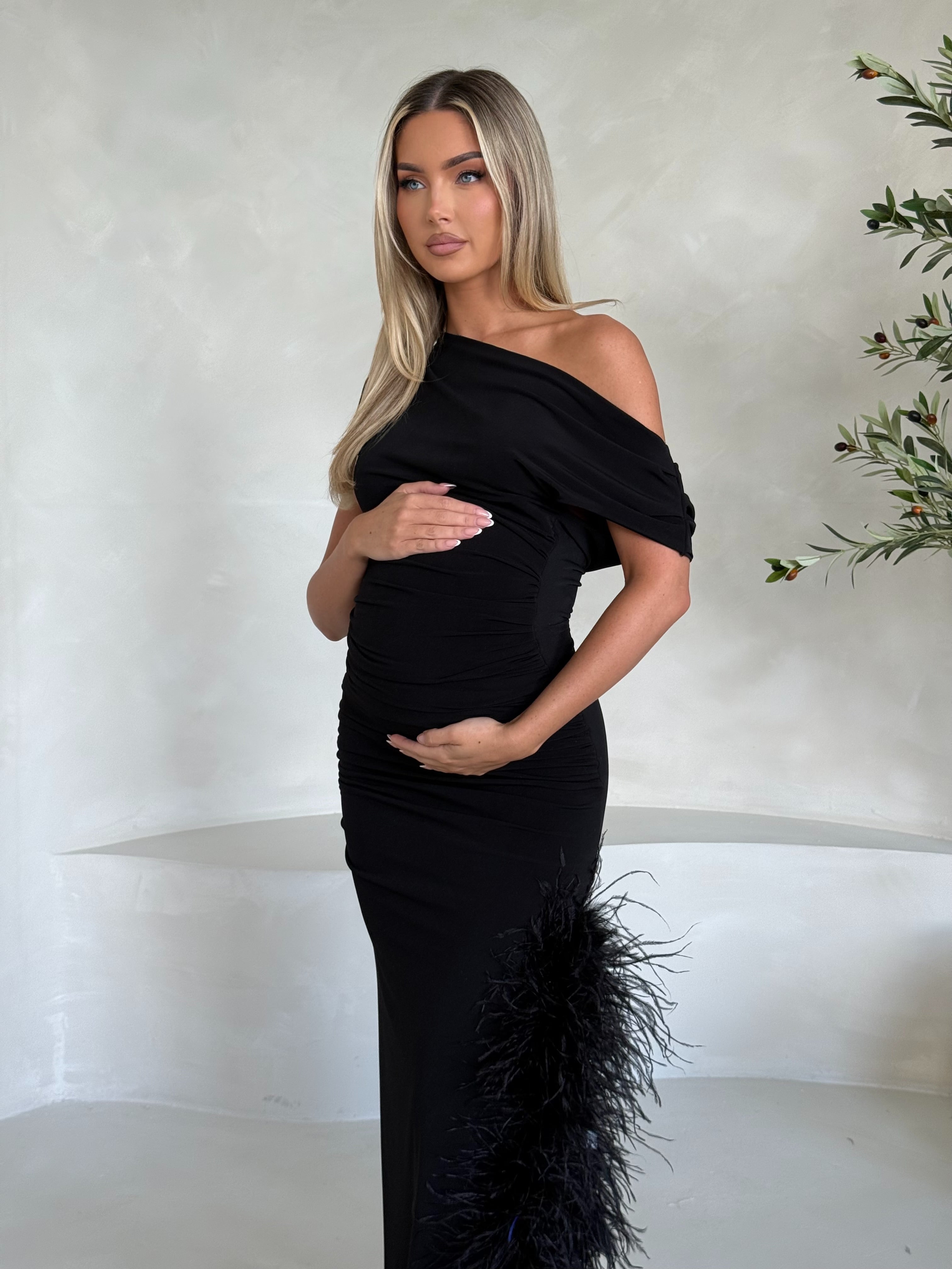 Sydney Maternity Ostrich Feather Dress Black