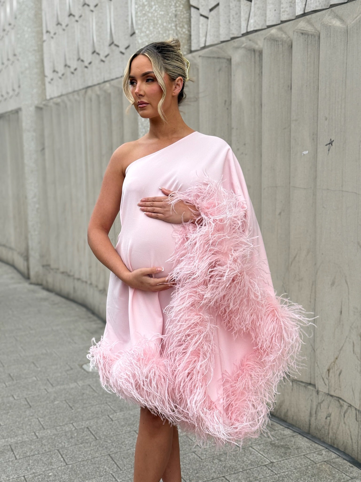 Capri maternity Mini Dress baby pink