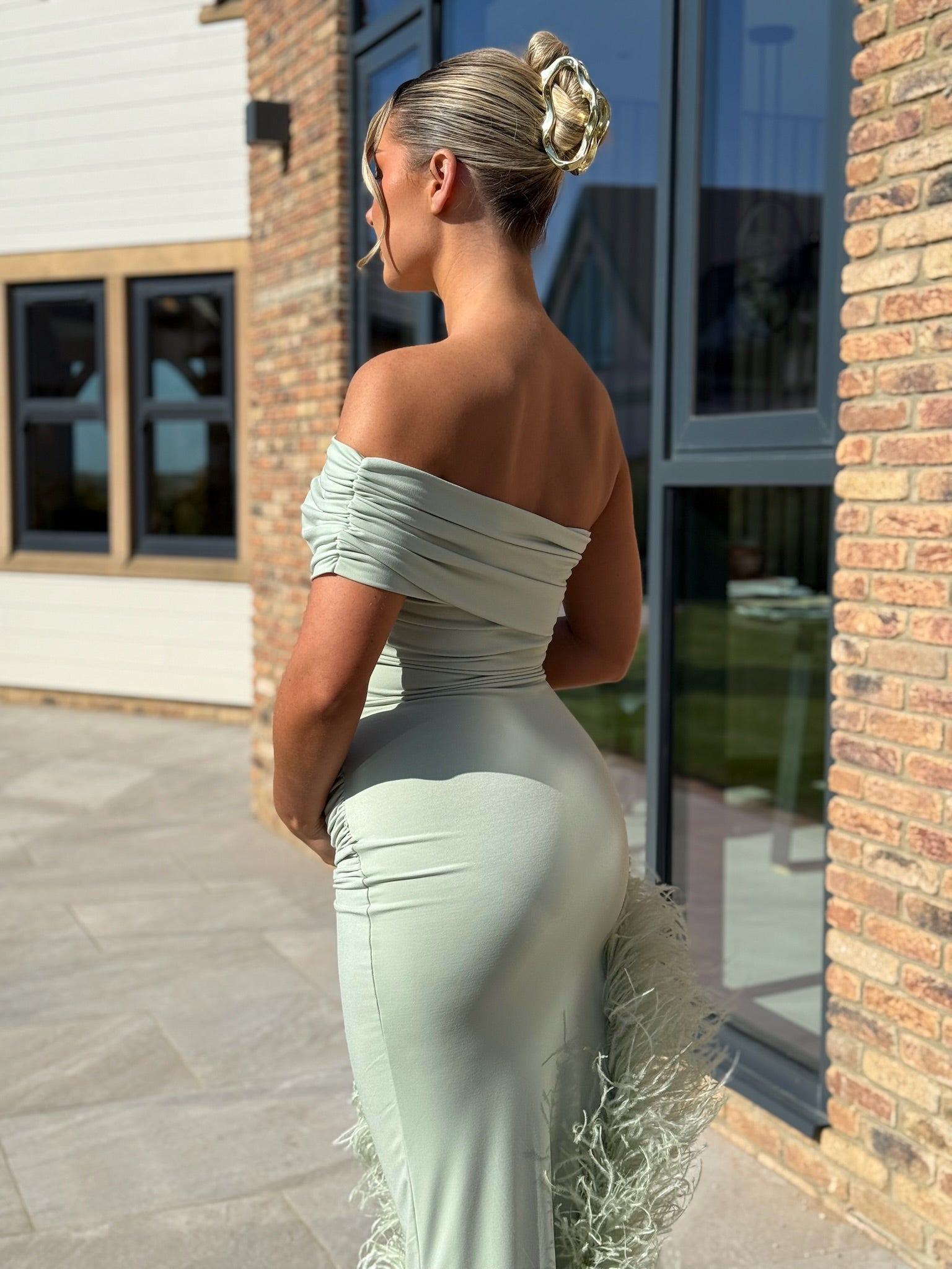April Sleeveless Maternity Ostrich Feather Dress Matcha