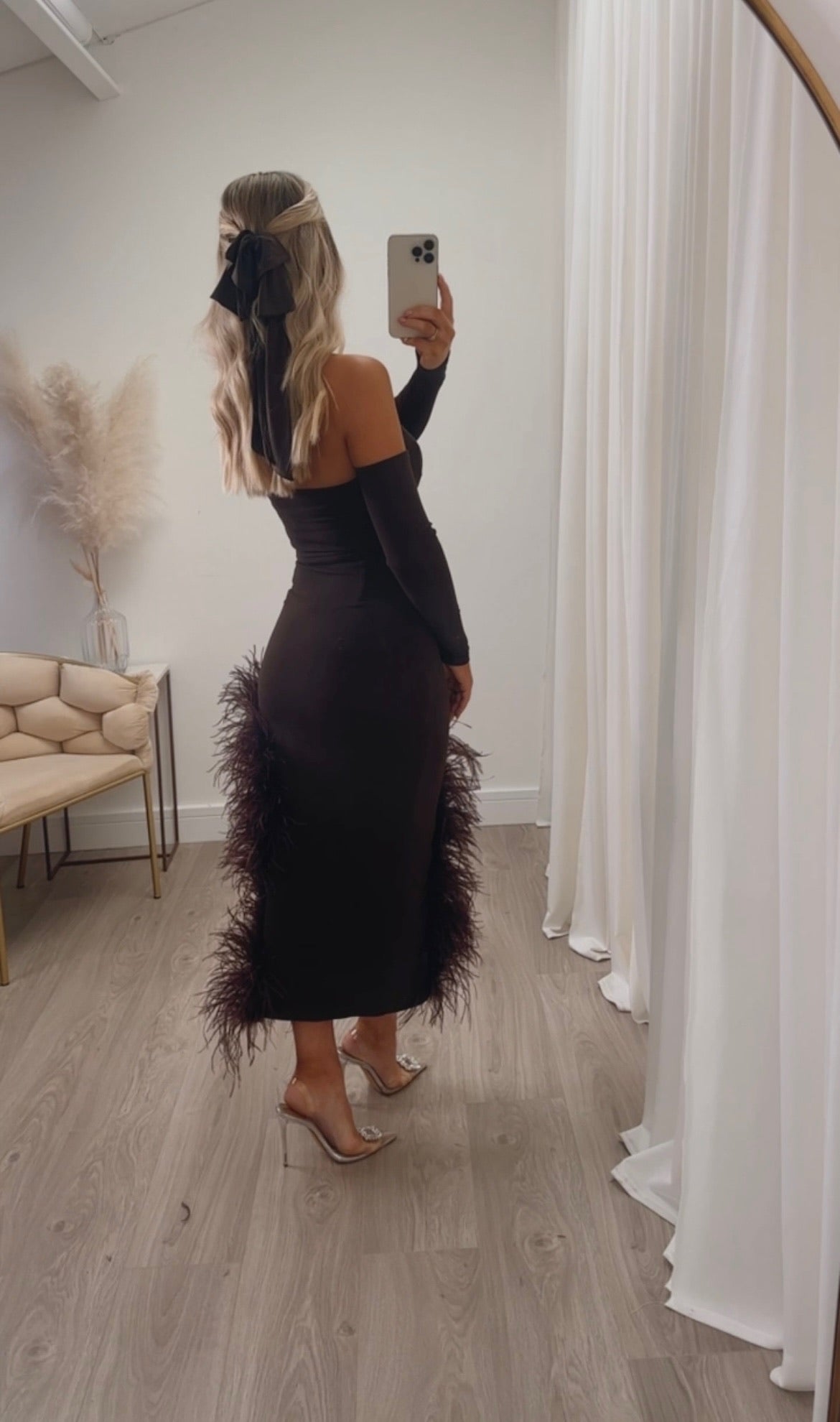 Amara Ostrich Dress long sleeve Chocolate brown