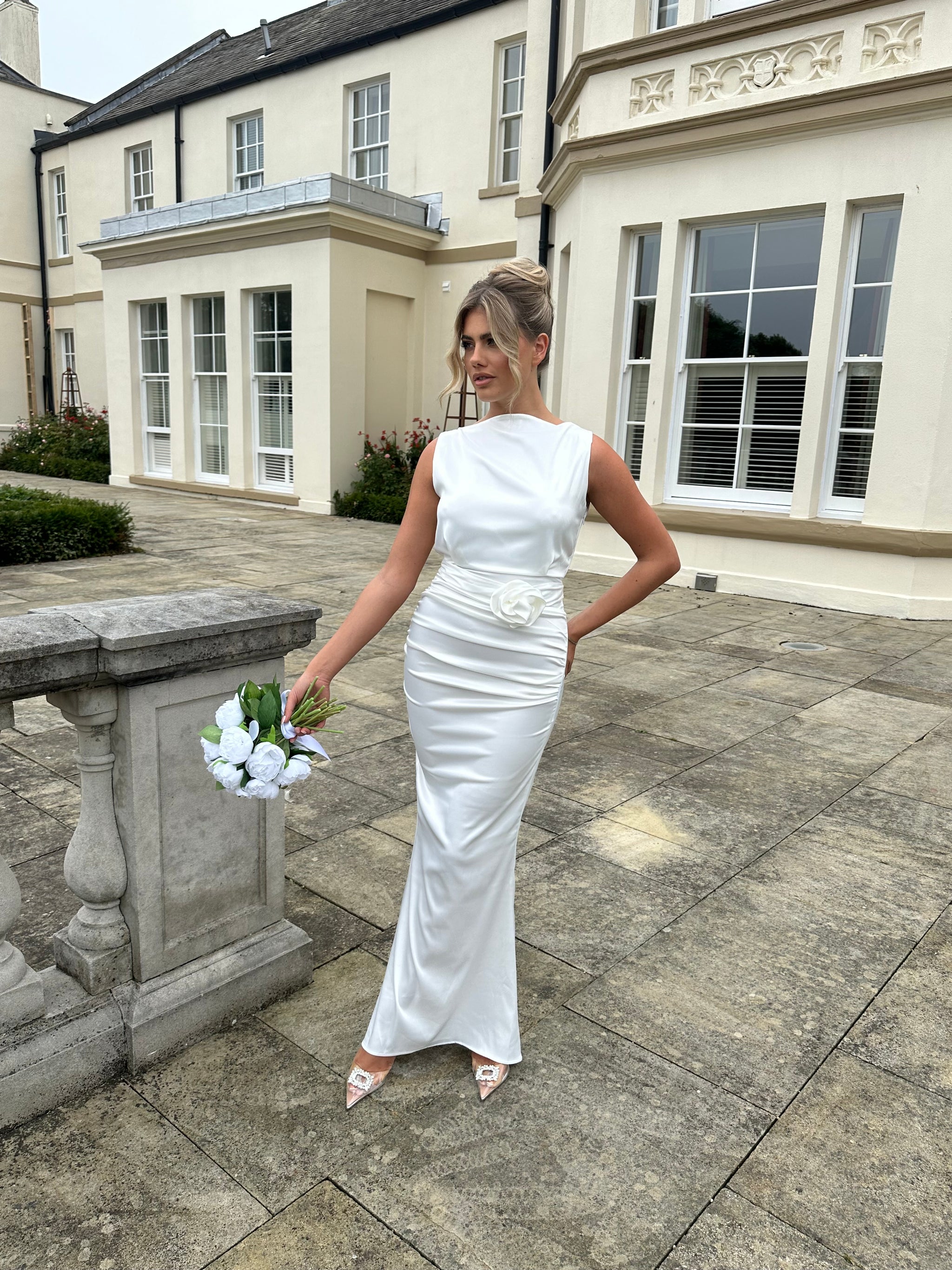 THE BALI COTTON DRESS - WHITE
