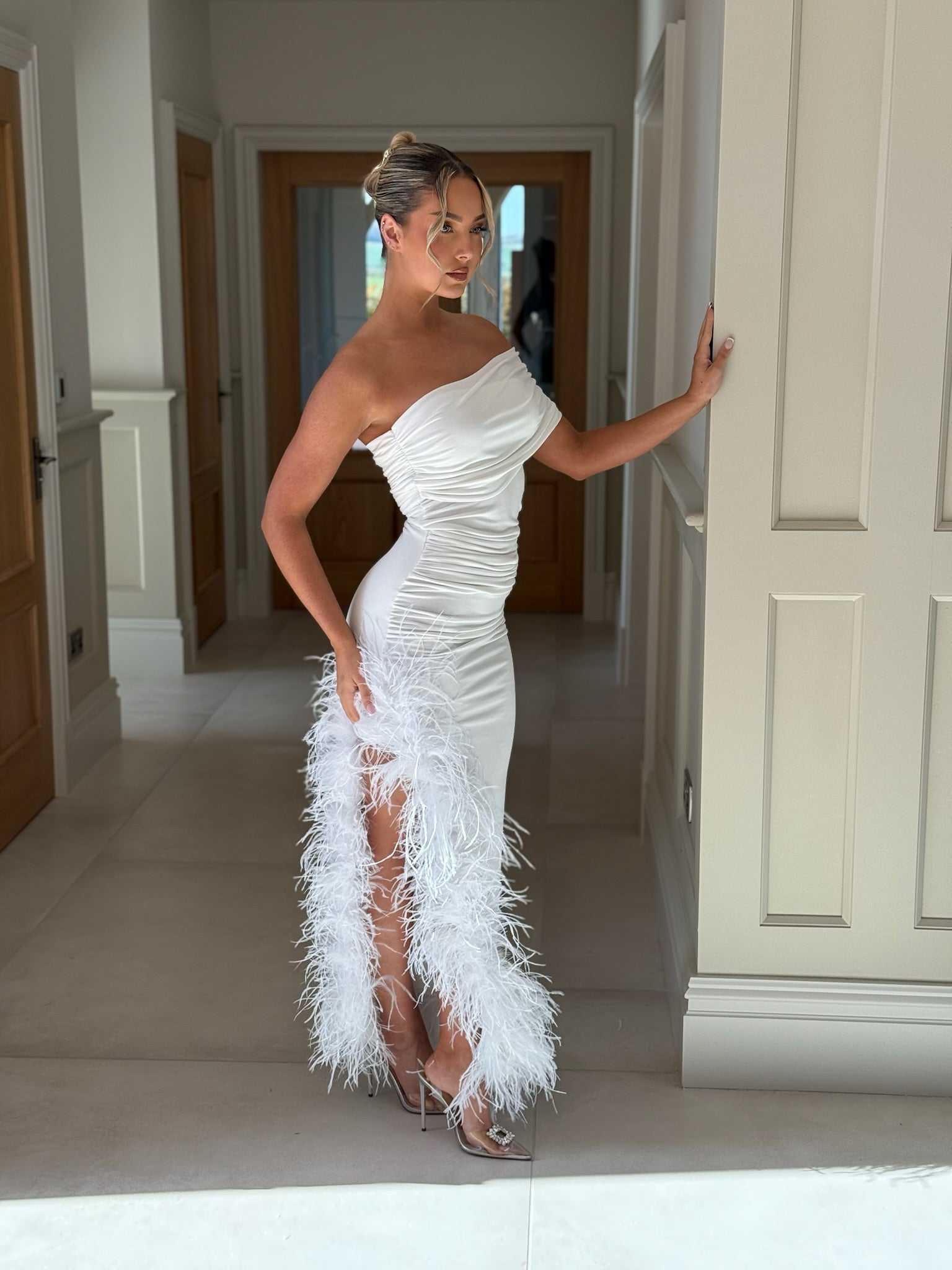 April Sleeveless Midi Ostrich Feather Dress White