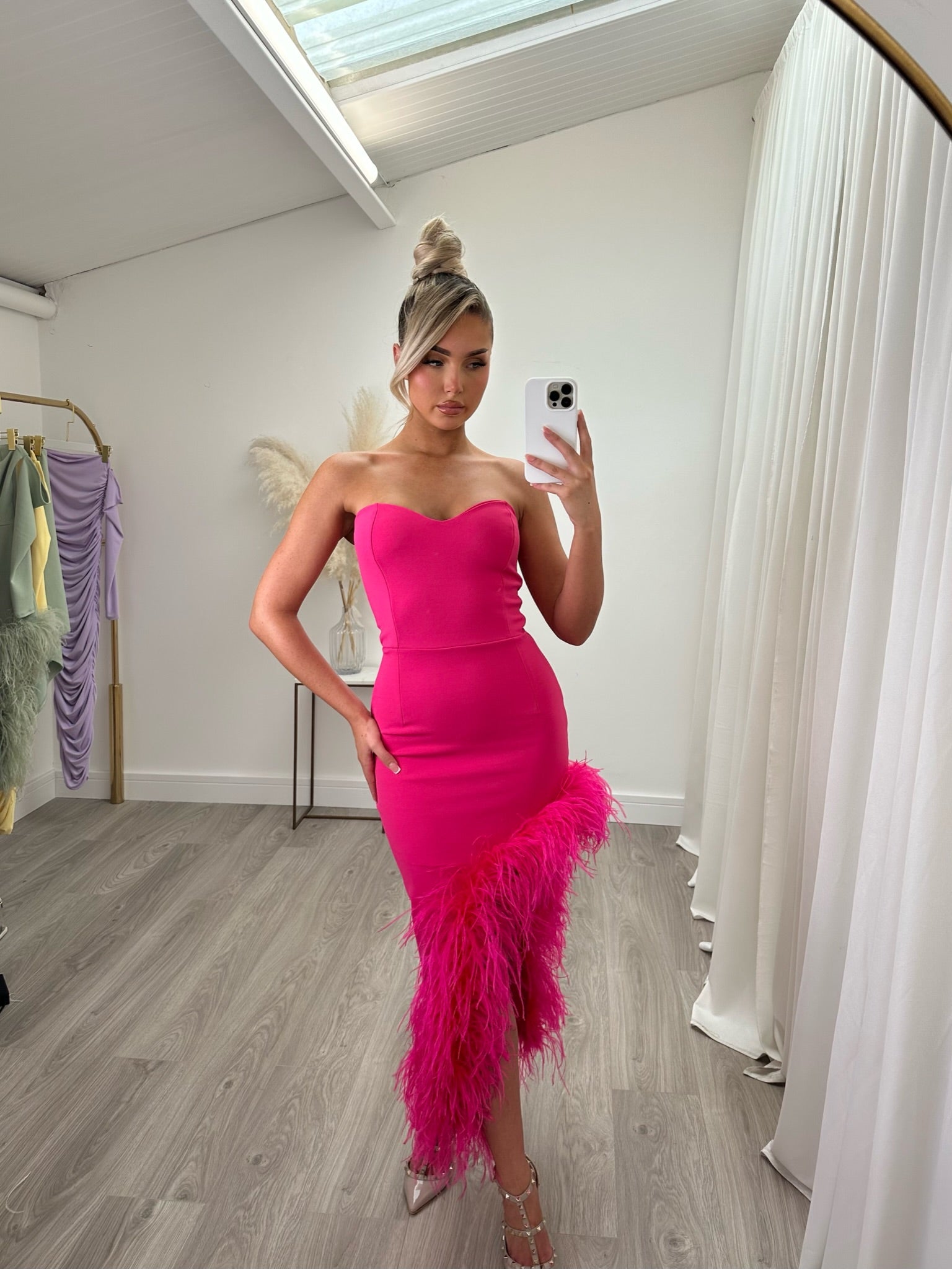 Amara sleeveless Dress Hot Pink