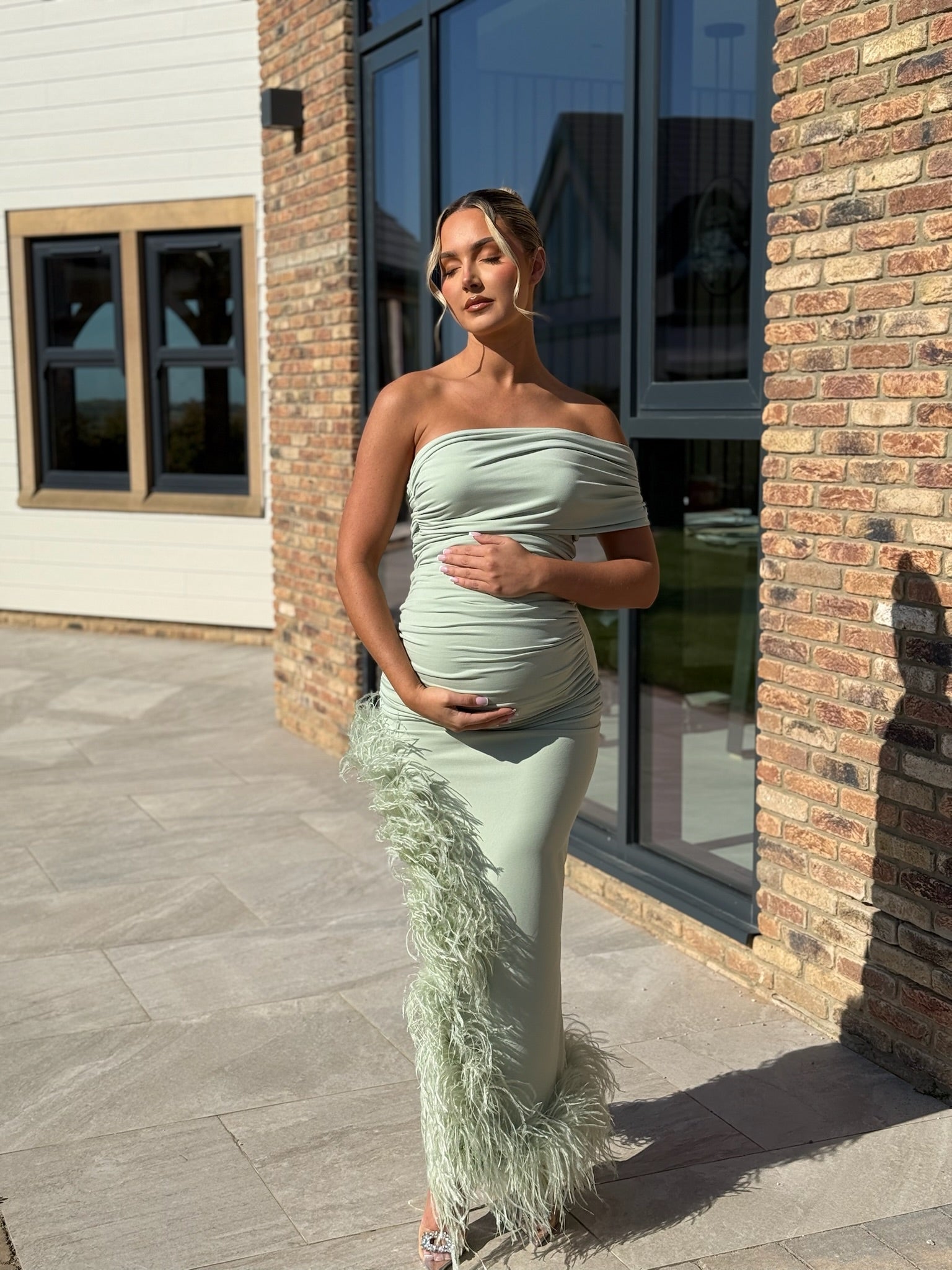 April Sleeveless Maternity Ostrich Feather Dress Matcha