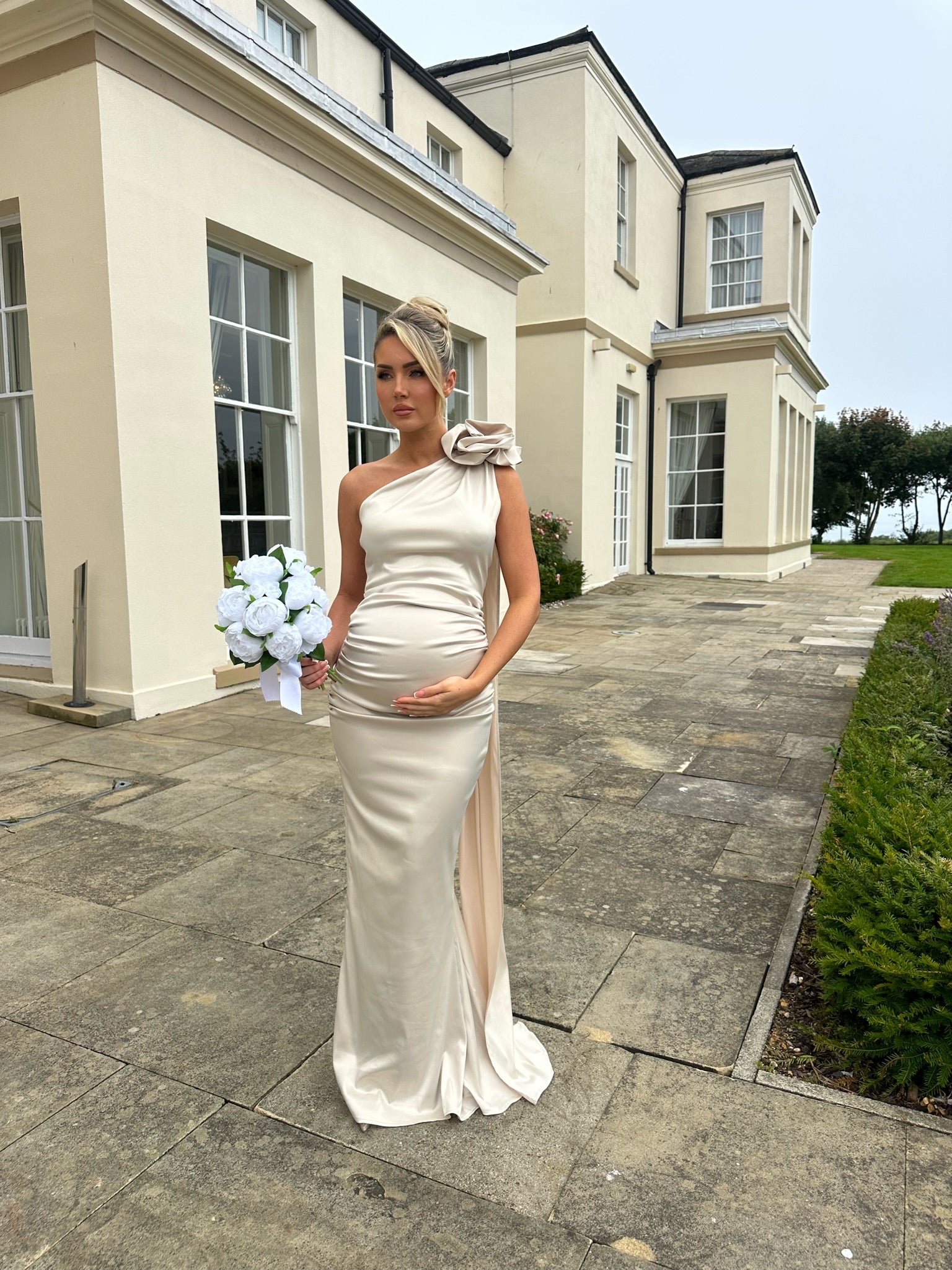 Amalfi Maternity Dress Champagne