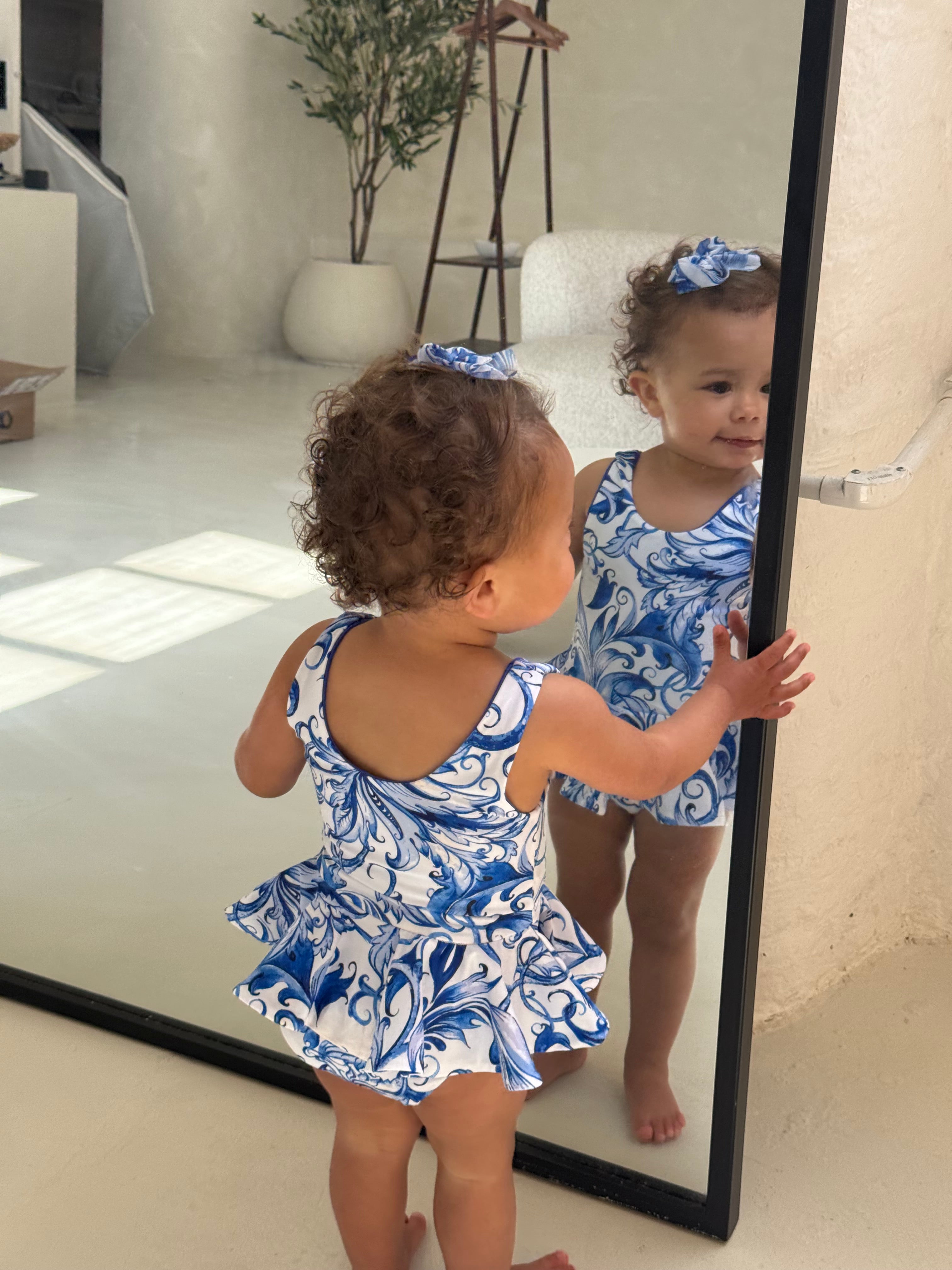Mini Riviera Small Bow