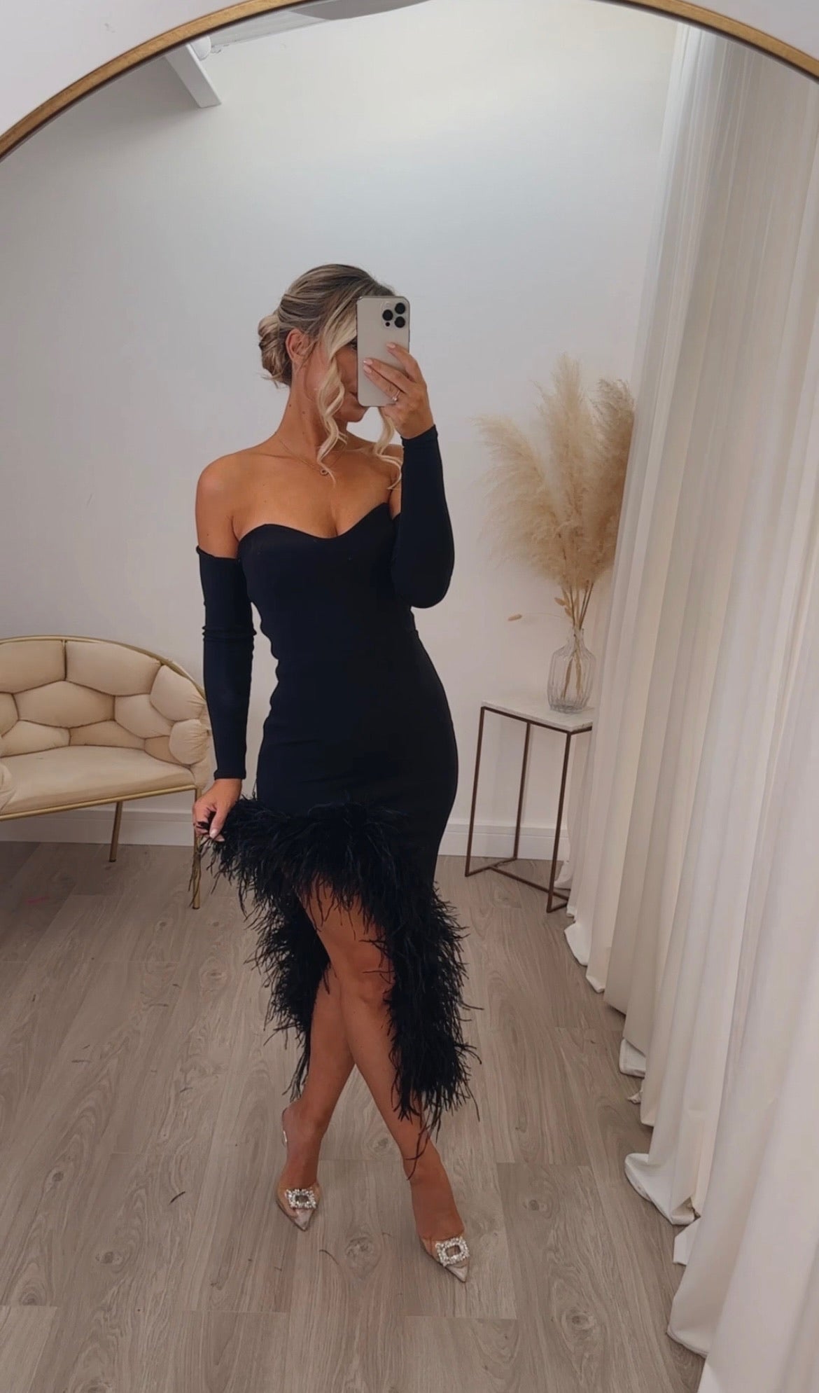 Amara Ostrich Dress long sleeve Black