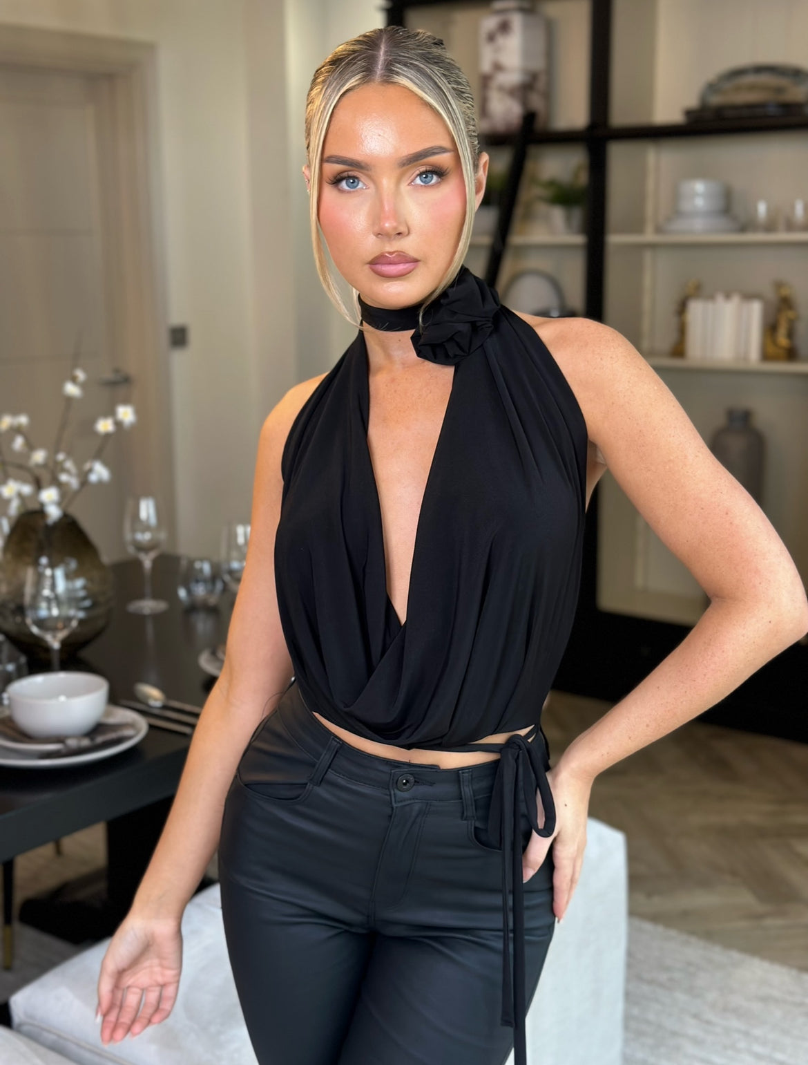 Rose Top Black