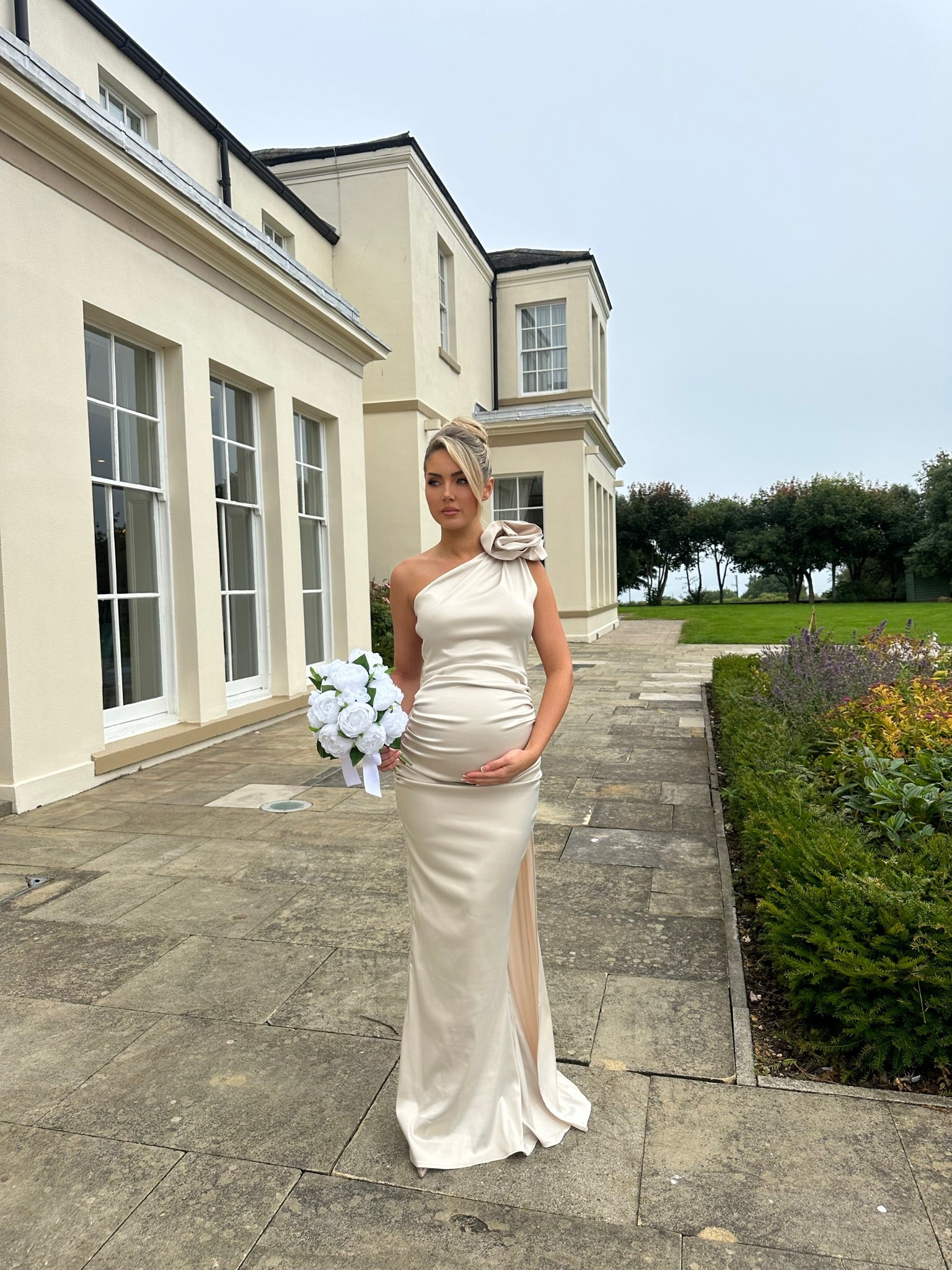 Amalfi Maternity Dress Champagne