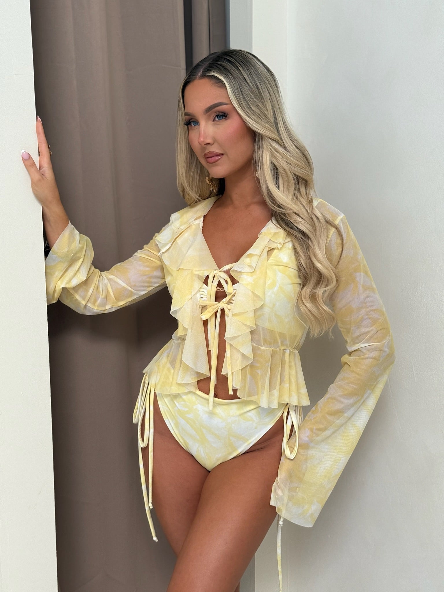 Sorrrento Mesh ruffle top