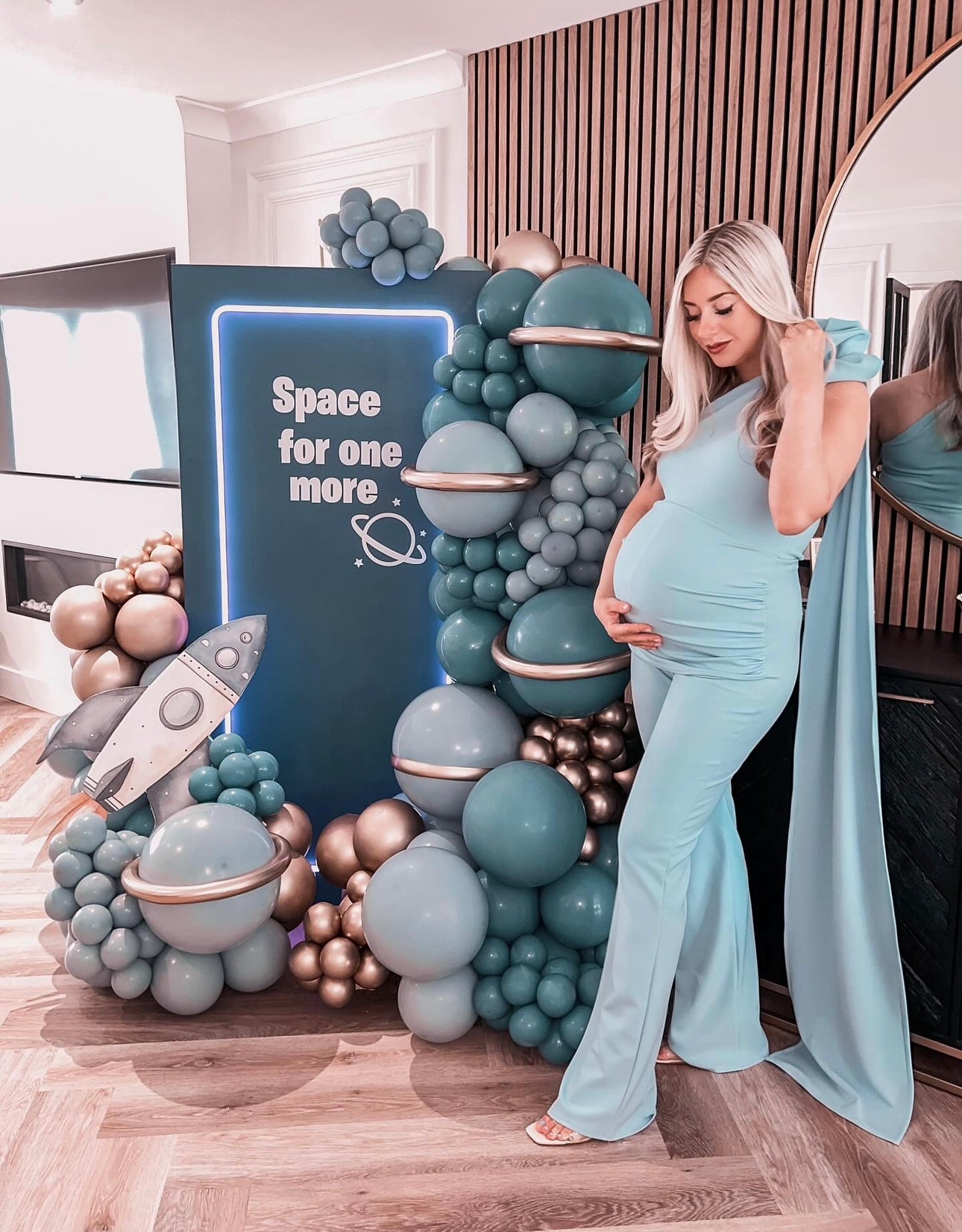 Maya maternity Jumpsuit baby blue