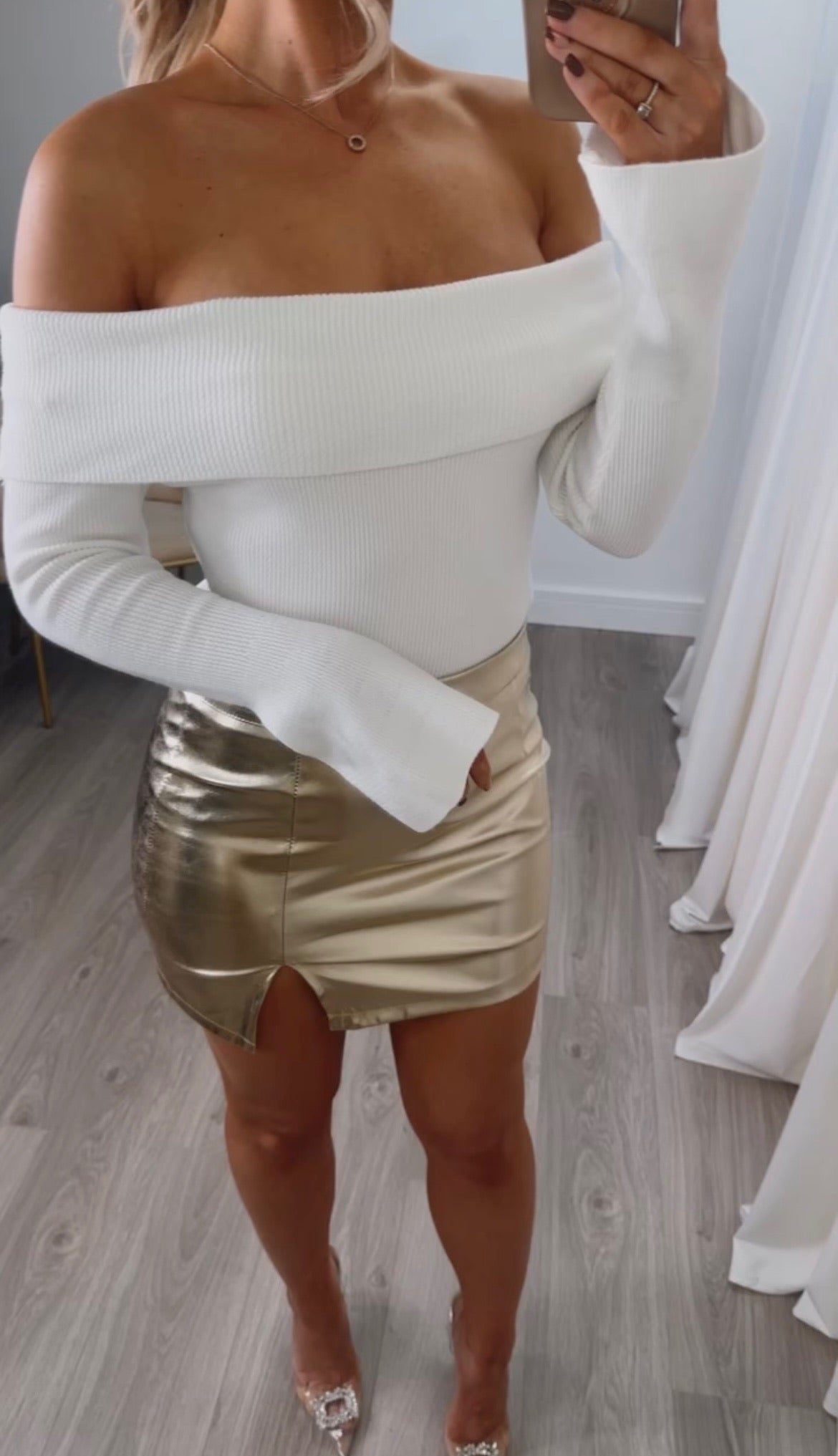 Mini Skirt faux leather gold